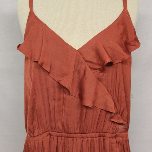 Jennifer Lopez Ruffle Faux-Wrap Dress - Red - Picture 4 of 6